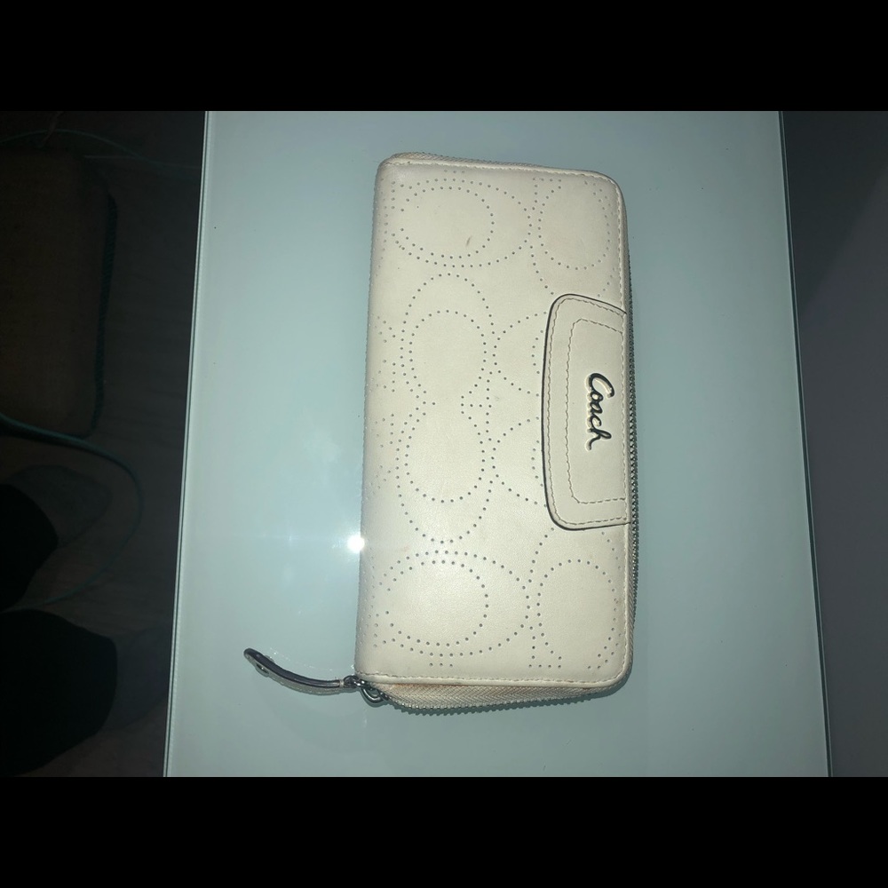 Coach Wallet Accordion in Cream